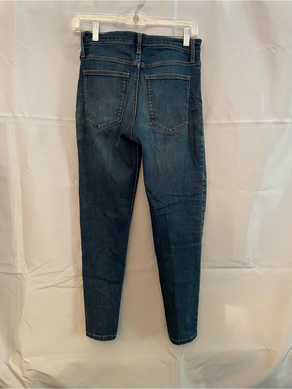 Banana Republic Dark Wash Women’s Jeans - Classic Slim Fit SOFT! Petite - Picture 4 of 4